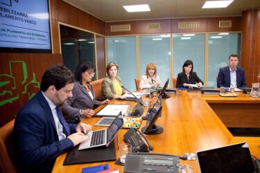 Comparecencia en el Parlamento Vasco